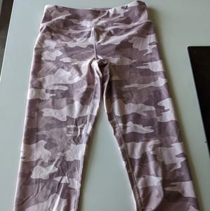 Pink cargo print leggings